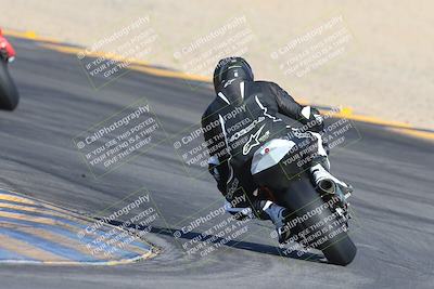 media/Dec-05-2024-Racers Edge (Thu) [[e102e0690b]]/3-B Group/Session 1 Turn 8 Backside/